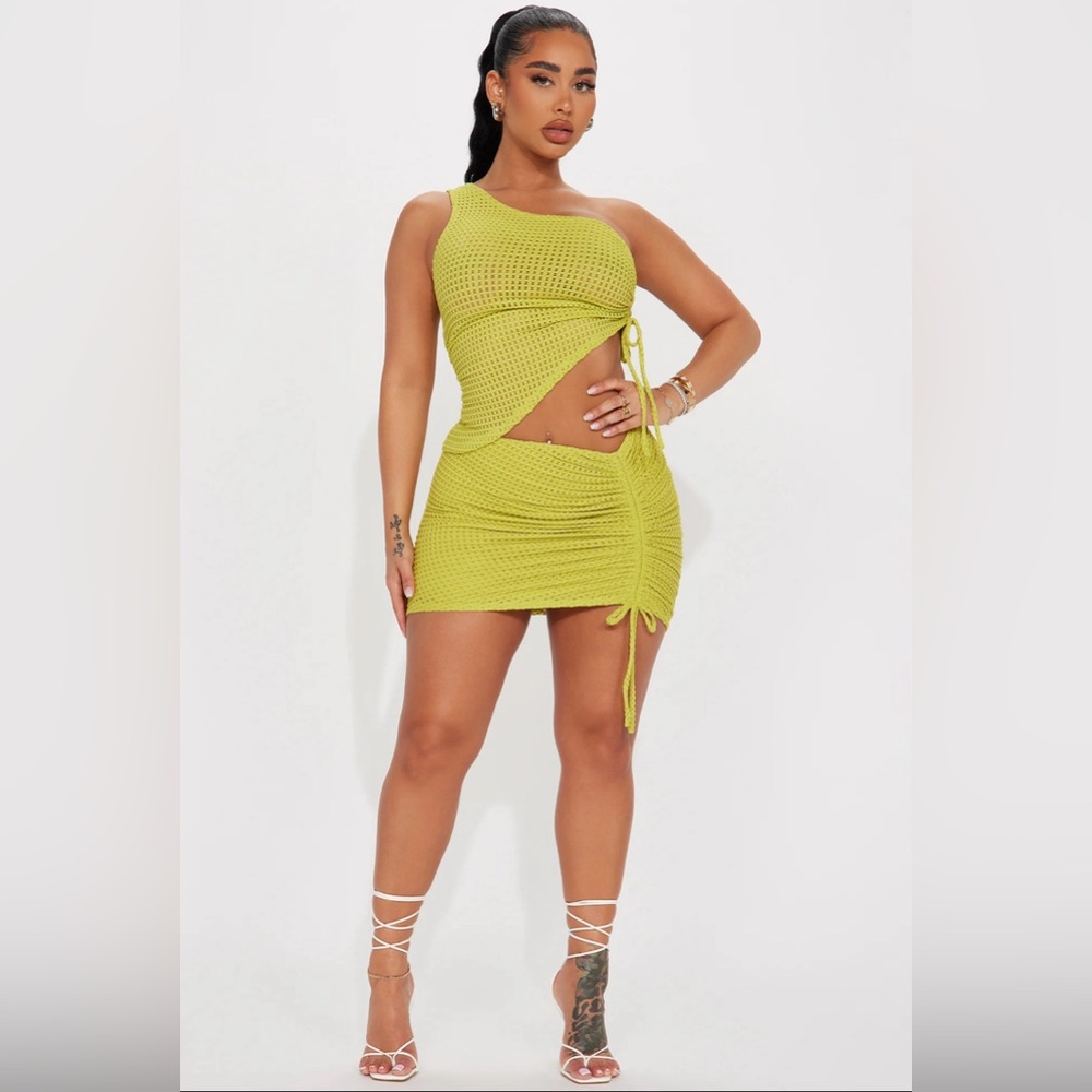 •Keep Calling Mini Skirt Set•